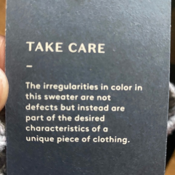 Turtleneck Sweater in various sizes - Picture 8 of 8